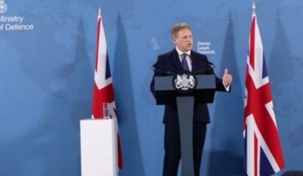 بريطانيا تؤكد مشاركتها في موجهة ثالثة من الضربات باليمن
