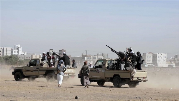 خلال ساعات.. جماعة الحوثي تعلن عن هجوم أمريكي بريطاني ثان على الحديدة