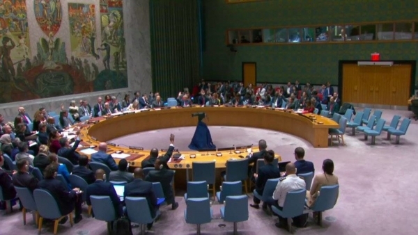 مجلس الأمن الدولي يطالب الحوثيبن بالوقف الفوري لهجماتها في البحر الأحمر