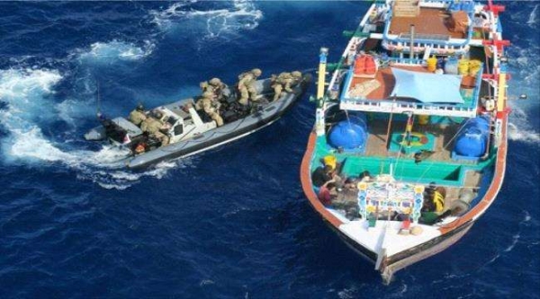 القوات البحرية المشتركة تعلن اعتراض شحنتي مخدرات خلال يوم واحد في بحر العرب