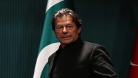 الشرطة الباكستانية تصدر مذكرة اعتقال بحق عمران خان