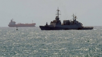 عقب الهجمات الحوثية.. إسرائيل ترسل سفنا حربية وغواصة إلى البحر الأحمر